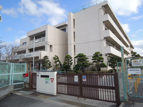 大東市諸福２丁目の土地(大東市立諸福小学校)