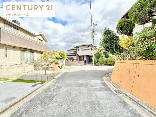 枚方市東香里３丁目の新築一戸建