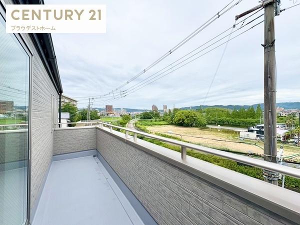 寝屋川市八幡台の新築一戸建