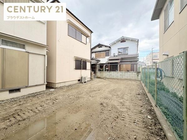 東大阪市近江堂１丁目の土地