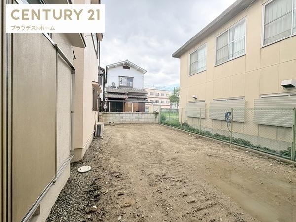 東大阪市近江堂１丁目の土地