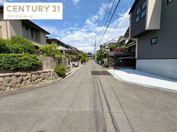 寝屋川市太秦中町の新築一戸建