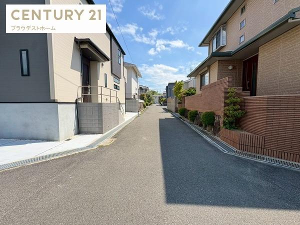 寝屋川市太秦中町の新築一戸建