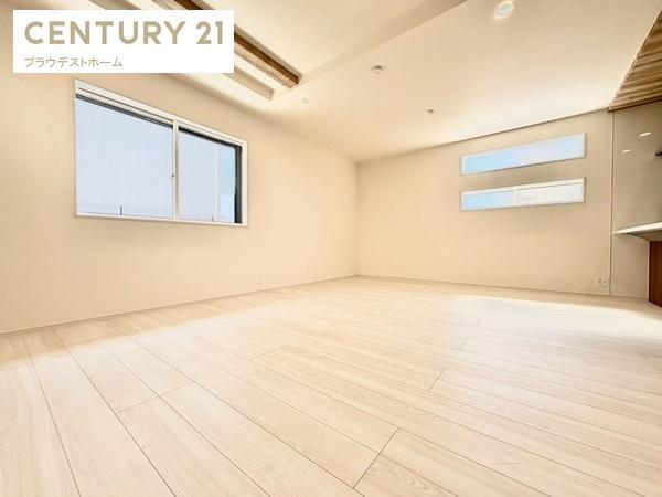 寝屋川市太秦中町の新築一戸建
