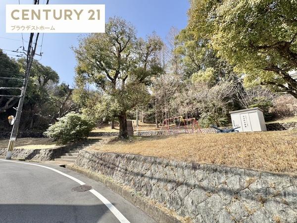 枚方市香里ケ丘６丁目の新築一戸建(枚方市伊加賀山公園)