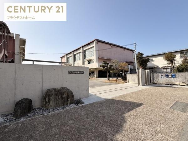 交野市幾野２丁目の新築一戸建(交野市立郡津小学校)