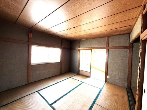 【店舗付住宅】招提南町1丁目　９DK