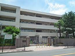 シャルム江坂(吹田市立豊津第一小学校)