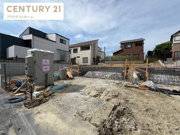 枚方市香里ケ丘１１丁目の新築一戸建