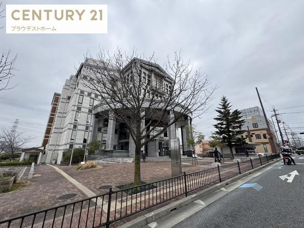 枚方市招提南町１丁目の中古一戸建て(枚方市立中央図書館)