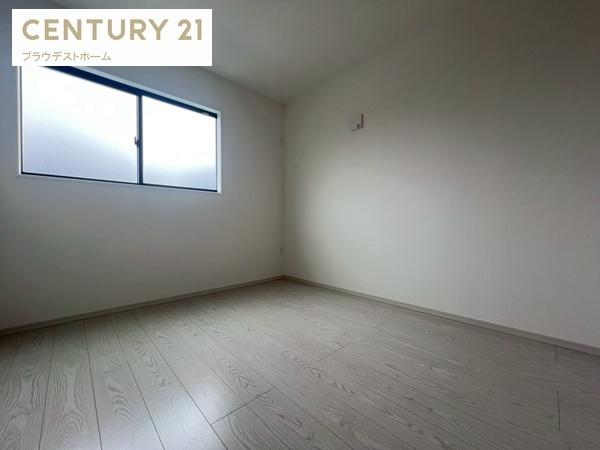 宝塚市高司３丁目の新築一戸建