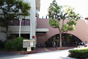 大阪市港区市岡１丁目の新築一戸建(大阪市立港図書館)