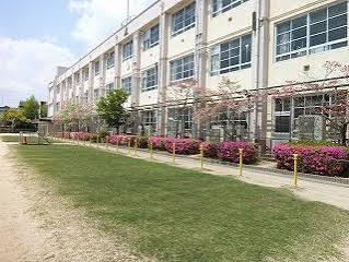 尼崎市神田中通８丁目の新築一戸建(尼崎市立竹谷小学校)