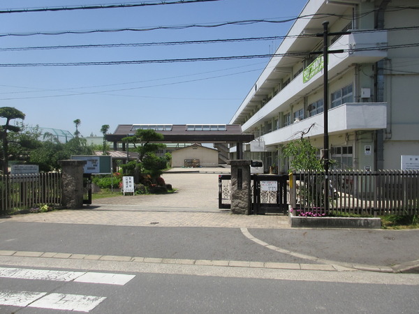 木津川市山城町神童子不晴谷の土地(木津川市立山城中学校)