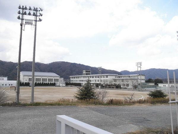 木津川市加茂町大野内畑の土地(泉川中学校)