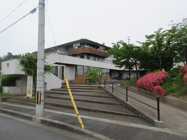 木津川市南加茂台7丁目の土地(南加茂台公民館)