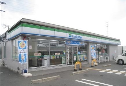 木津川市木津第30　5号棟(ファミリーマート木津大谷店)