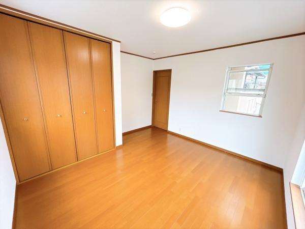 木津川市加茂町里東里の中古一戸建て
