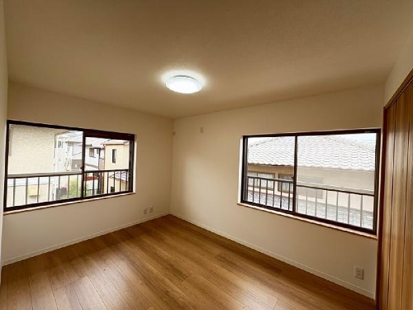 木津川市南加茂台１０丁目の中古一戸建て