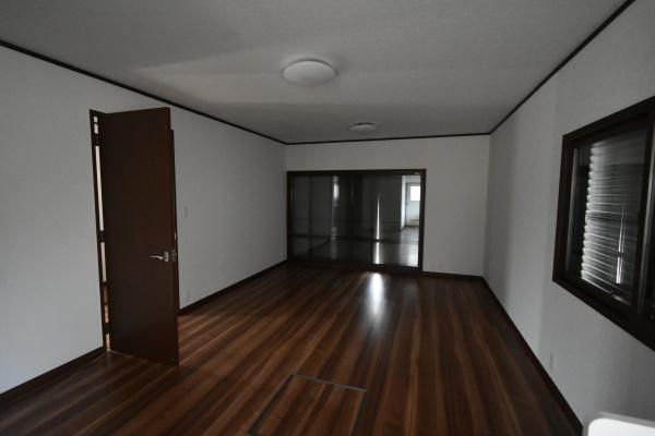 木津川市加茂町里西大間田３番６