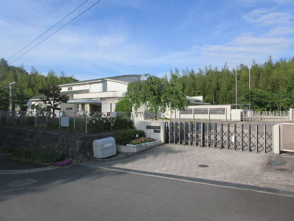 木津川市城山台３丁目新築戸建　２号棟(木津川市立　木津保育園)
