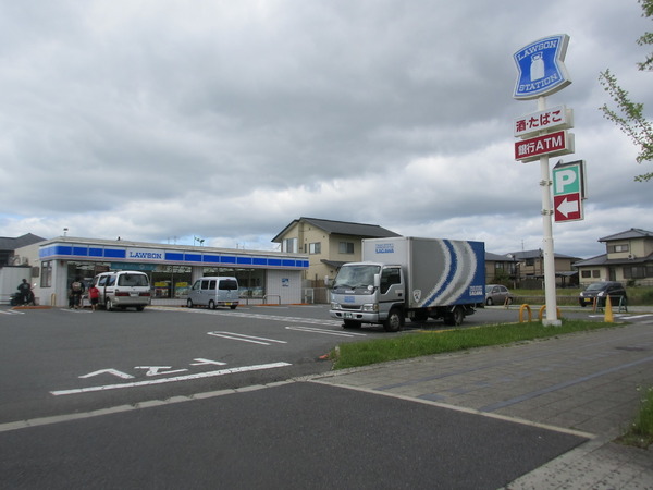 東急ドエルアルス木津南Ｃ棟(ローソン木津川州見台店)