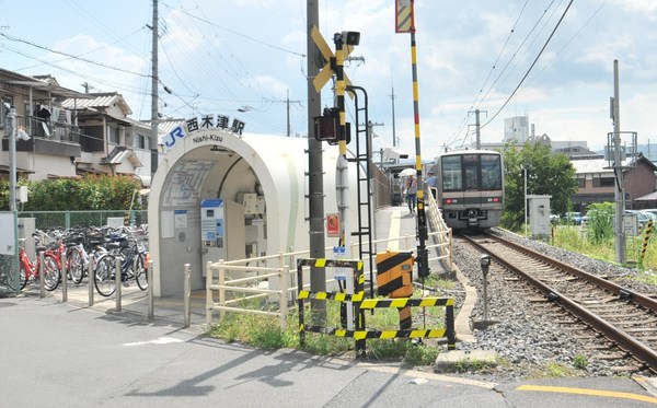 木津川市吐師松葉の中古一戸建て(西木津駅)