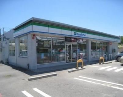 木津川市梅美台7丁目の土地(ファミリーマート木津梅美台店)