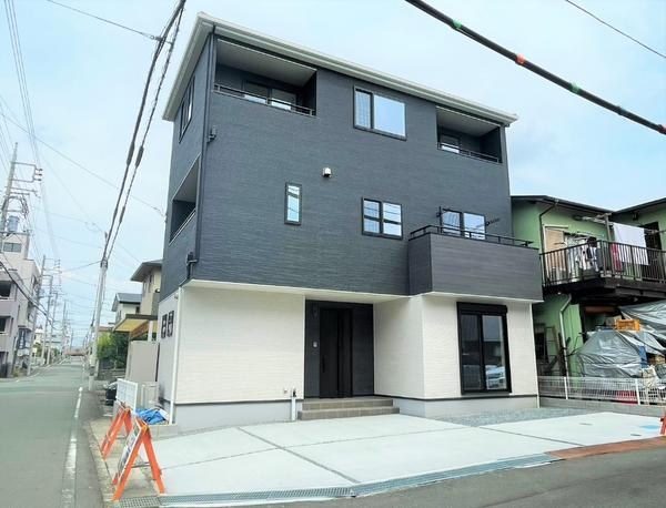 沼津市大岡３期新築分譲住宅全１棟　１号棟