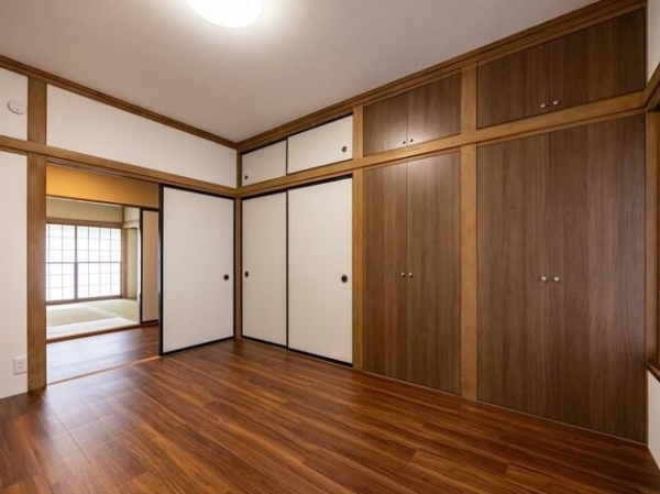 沼津市岡一色の中古一戸建て