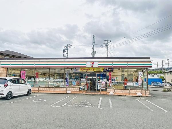 沼津市大岡の中古一戸建て(セブンイレブン長泉町本宿店)