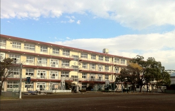 ベルメゾン二日町壱番館(三島市立南小学校)