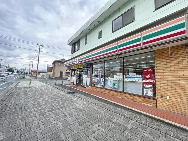 清水町長沢1期新築分譲住宅全2棟 1号棟(セブンイレブン清水町長沢店)