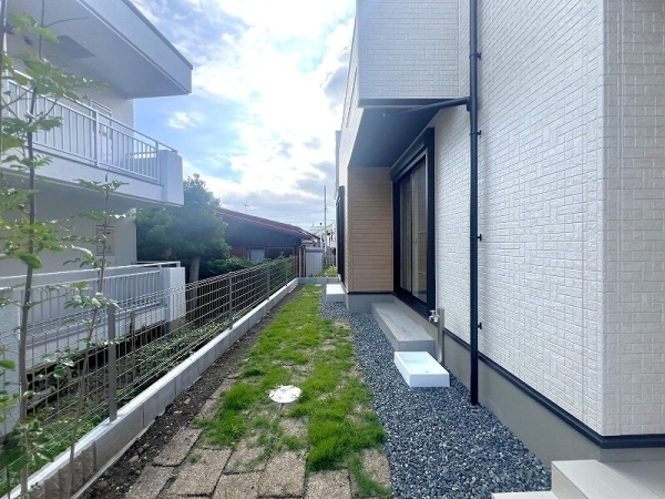 沼津市南本郷町新築分譲住宅全8棟　7号棟