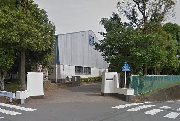 三島市大場の中古一戸建て(三島市立向山小学校)
