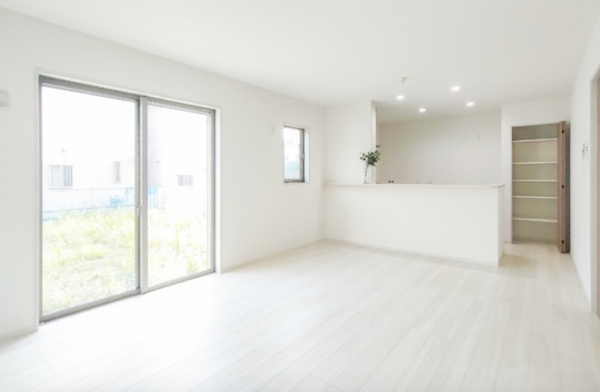 沼津市西間門24　Ｐ1新築分譲住宅全1棟　1号棟