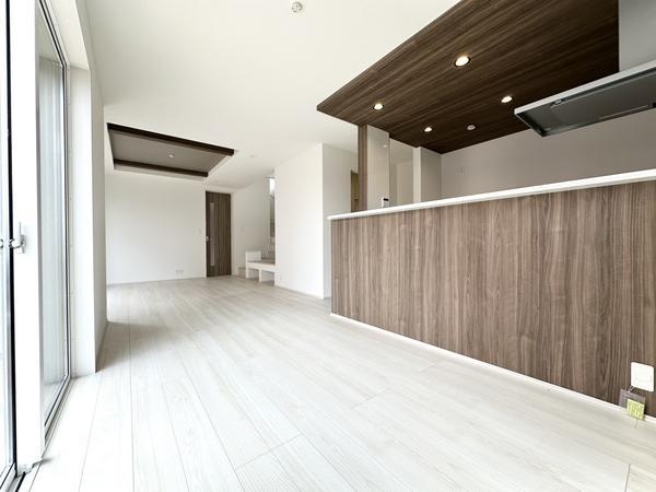 沼津市高砂町新築分譲住宅全3棟　3号棟