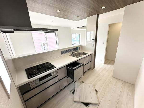 沼津市高砂町新築分譲住宅全3棟　3号棟