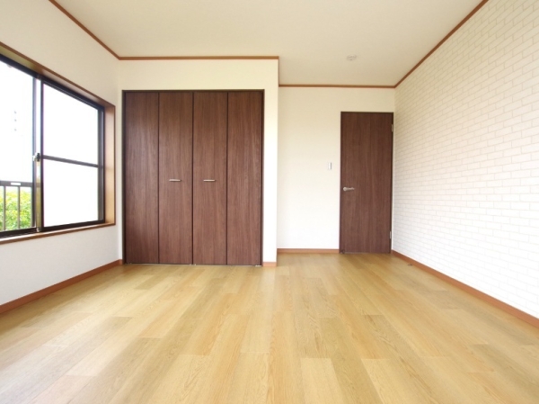 三島市佐野見晴台１丁目の中古一戸建て