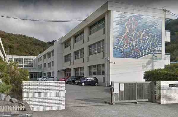 モナーク沼津(沼津市立第四中学校)