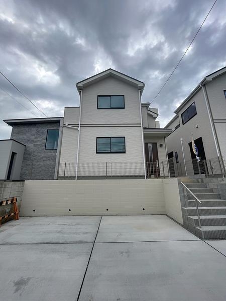 沼津市東熊堂新築分譲住宅全2棟　2号棟