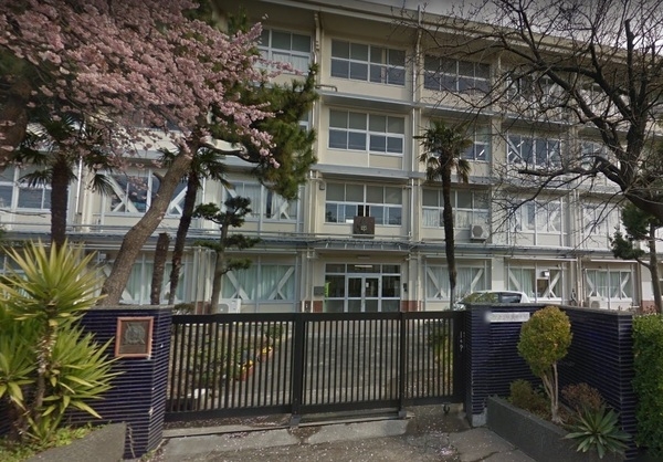 沼津市西間門第9新築分譲住宅全1棟　1号棟(沼津市立片浜中学校)