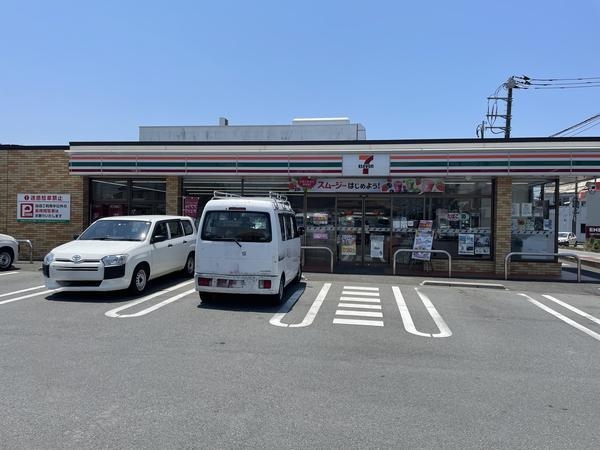 沼津市大岡第3期新築分譲住宅全1棟　1号棟(セブンイレブン沼津大岡西店)
