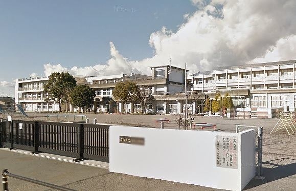 沼津市大岡第3期新築分譲住宅全1棟　1号棟(沼津市立大岡小学校)