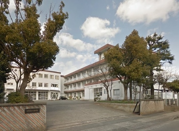沼津市大塚第15新築分譲住宅全3棟　2号棟(沼津市立今沢中学校)