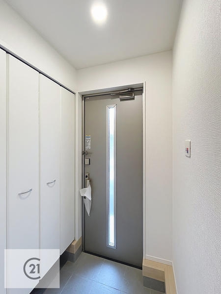 沼津市大塚第15新築分譲住宅全3棟　2号棟