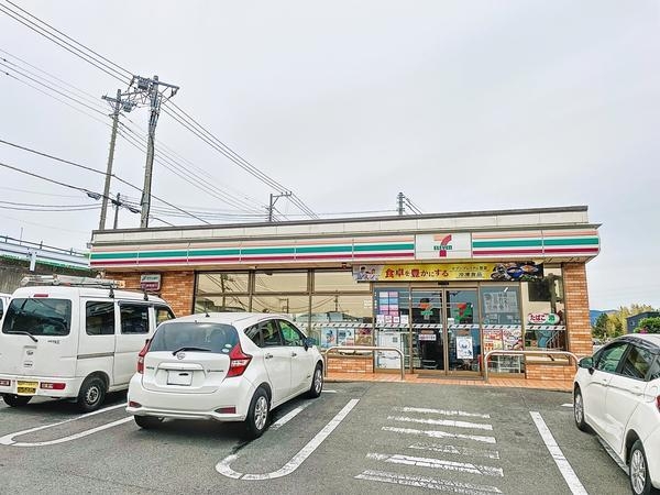 沼津市小林台新築分譲住宅全1棟　Ａ号棟(セブン-イレブン　沼津岡一色店)