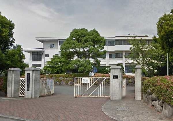 三島市富士見台の中古一戸建て(三島市立山田中学校)