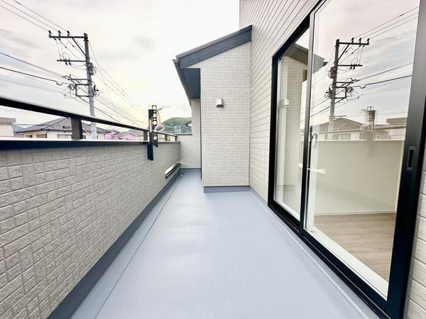伊豆の国市中條新築分譲住宅全1棟　1号棟