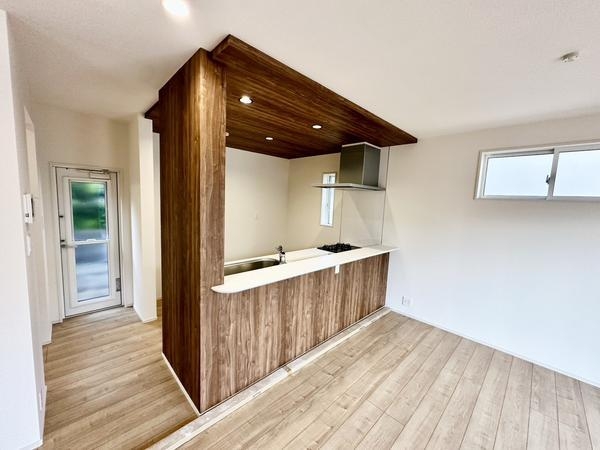 伊豆の国市中條新築分譲住宅全1棟　1号棟
